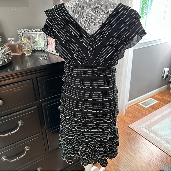 Max Studio Black White Ruffle Mini Dress Small Indie Sleaze Monochrome - Picture 7 of 16